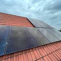 Photovoltaikanlage von Sonnvolt auf einem Hausdach in Zossen